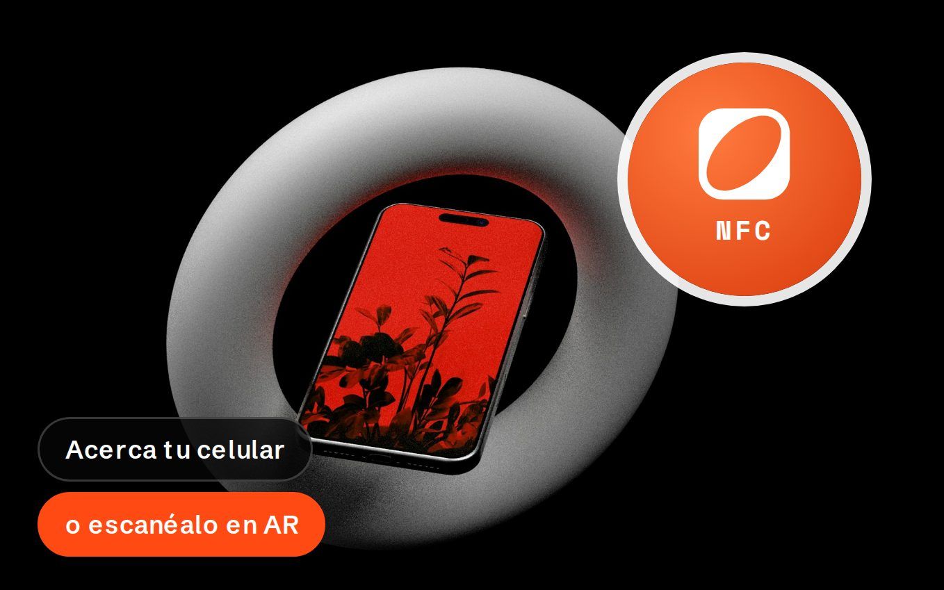 Teléfono dentro de un aro con el sello NFC de Oubi